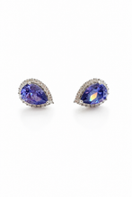 Carregar imagem no visualizador da galeria, Brinco em prata 925 com banho de ródio, gota em tanzanita fusion e Moissanite em volta
