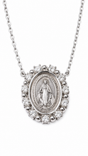 Carregar imagem no visualizador da galeria, Colar em prata 925 com banho de ródio nossa senhora das graças com Moissanite em volta 0,33cts
