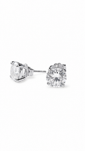 Carregar imagem no visualizador da galeria, Brinco solitário em prata 925 com banho de ródio 8mm Moissanite 2,00cts
