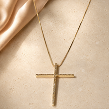 Carregar imagem no visualizador da galeria, Colar em prata 925 com banho de ouro 18k pingente em cruz palito com Zirconias
