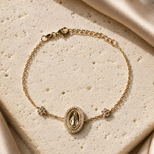 Carregar imagem no visualizador da galeria, Pulseira em prata 925 com banho de ouro 18k nossa senhora das graças e Moissanite
