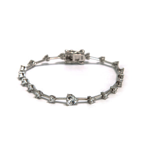 Pulseira riviera em prata 925 banhada a ródio modelo fio faca e Zirconias