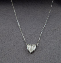 Carregar imagem no visualizador da galeria, Colar em prata 925 banhado a ródio coração em Moissanite
