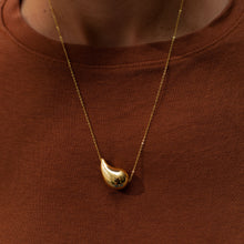 Carregar imagem no visualizador da galeria, Colar banhado a ouro 18K gota
