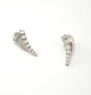 Ear cuff prata banho de ródio , moissanites 1,61cts