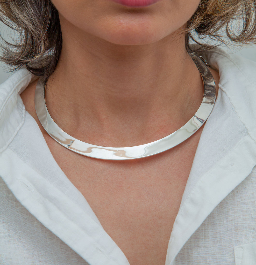 Choker banho de rodio largo