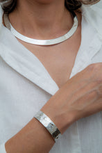 Carregar imagem no visualizador da galeria, Choker banho de rodio largo
