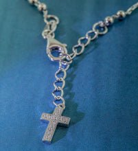 Carregar imagem no visualizador da galeria, Pulseira prata 925 com banho de ródio nossa senhora das graças oval, Zirconias kunzita  em volta
