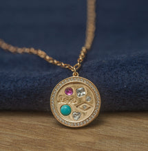 Carregar imagem no visualizador da galeria, Colar em prata 925 com banho de ouro 18K , pingente amuleto

