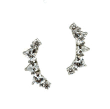 Carregar imagem no visualizador da galeria, Ear cuff prata com banho de ródio Zirconias formato coração e solitário
