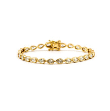 Carregar imagem no visualizador da galeria, Pulseira riviera em prata 925 com banho de ouro 18k gotas cravação inglesa
