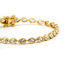 Carregar imagem no visualizador da galeria, Pulseira riviera em prata 925 com banho de ouro 18k gotas cravação inglesa
