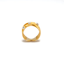 Carregar imagem no visualizador da galeria, Anel em prata 925 banhado a ouro 18K com zirconias
